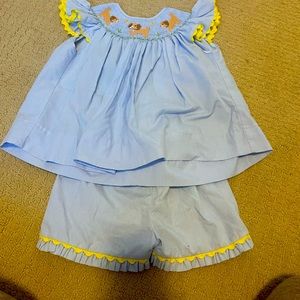 Short sleeve girls smocked set